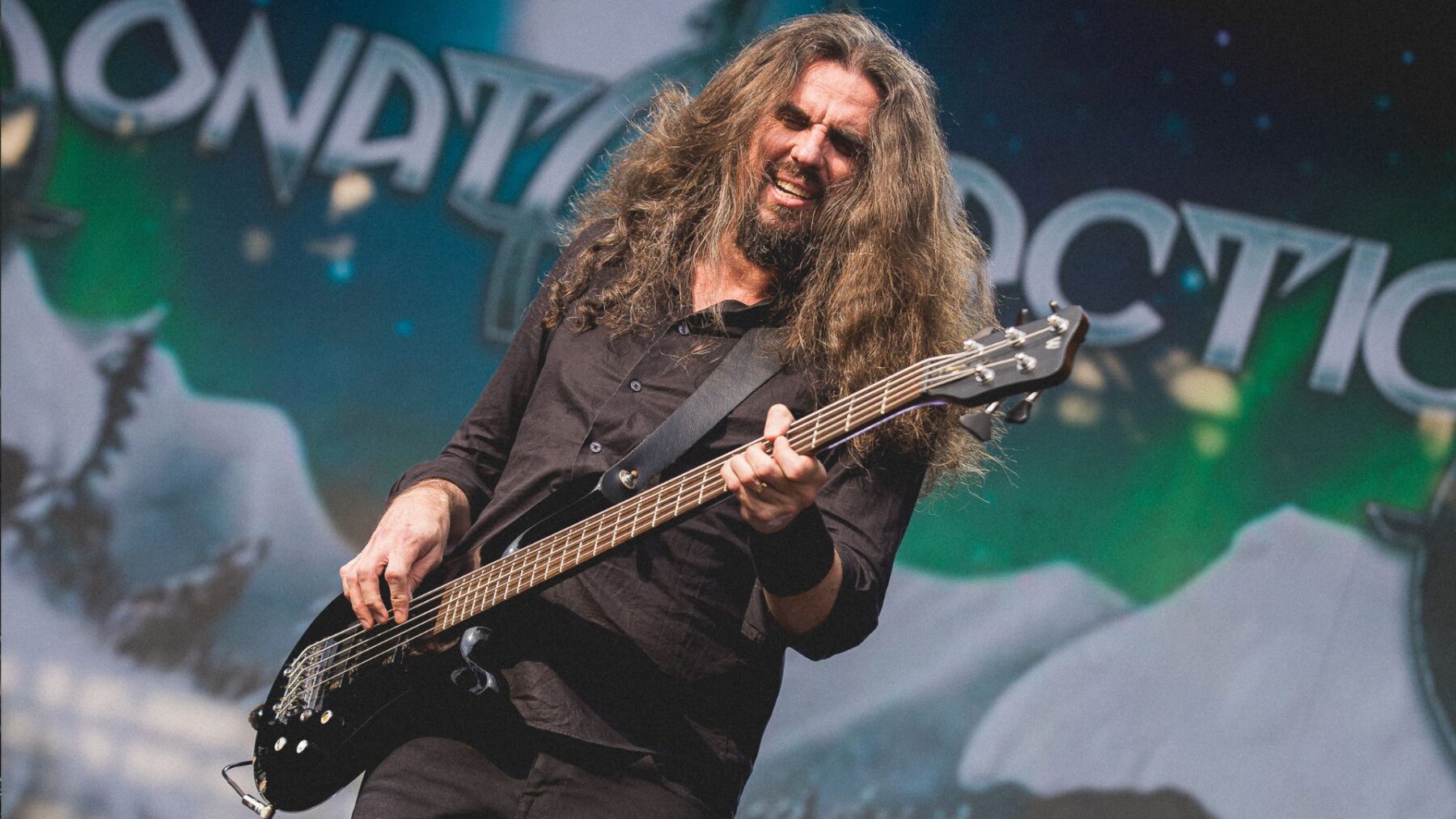Pasi Kauppinen, baixista da banda finlandesa Sonata Arctica