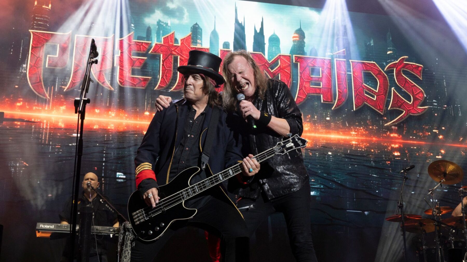 O baixista Rene Shades e o vocalista Ronnie Atkins, da banda dinamarquesa Pretty Maids