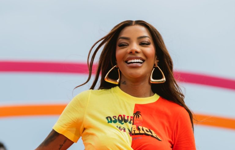 Ludmilla em gravação do álbum 'Numanice ao vivo 3', no Mirante Dona Marta, na zona sul do RJ (Steff Lima - 29.nov.2023/Divulgação)