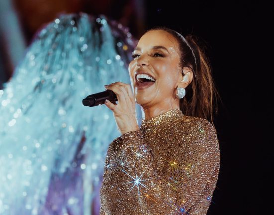 Ivete Sangalo em show no Maracanã, no Rio (Rafa Mattei - 20.dez.2023/Divulgação)