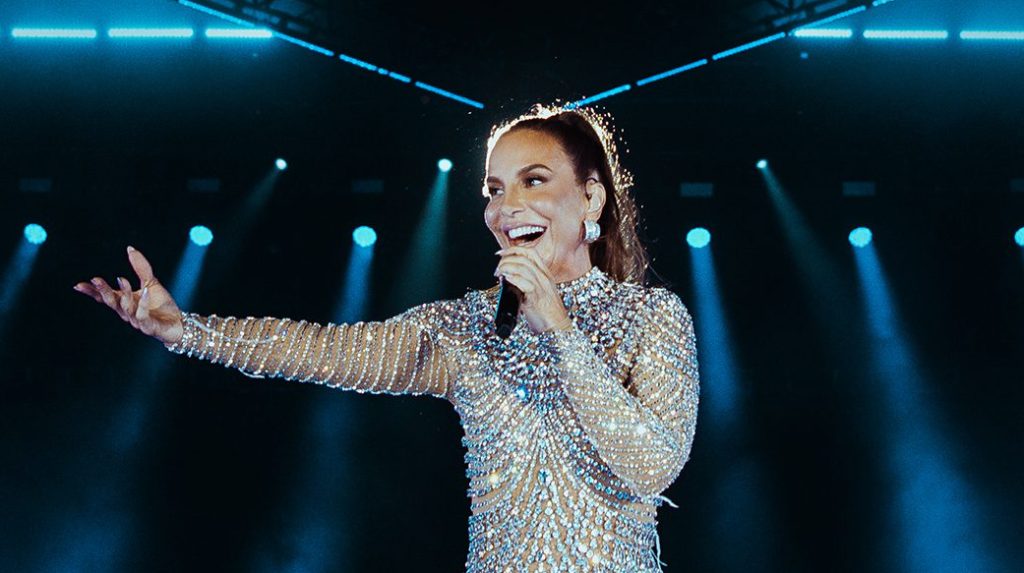 Ivete Sangalo em show de abertura de sua nova turnê, no Maracanã, RJ (Rafa Mattei - 20.dez.2023/Divulgação)