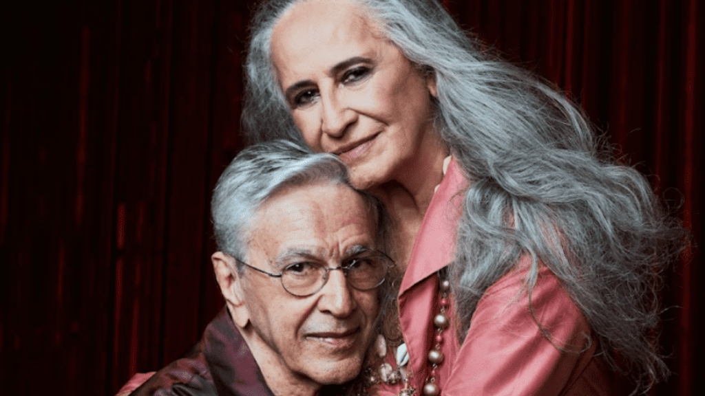 Caetano Veloso (esq.)) e Maria Bethânia farão turnê juntos no Brasil | Divulgação