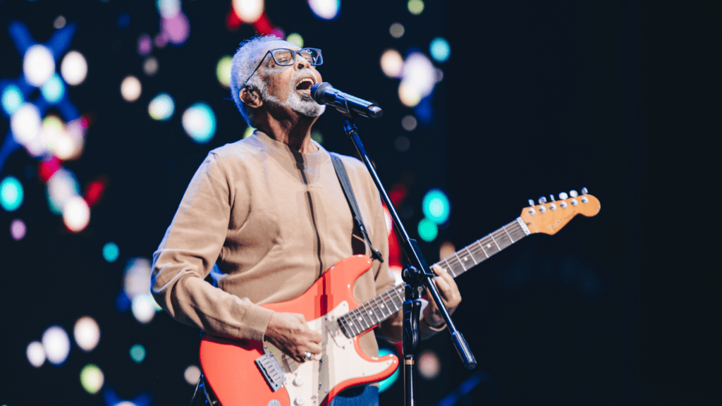 Gilberto Gil se apresenta no palco Samsung Galaxy, no Lollapalooza, no autódromo de Interlagos, em São Paulo | Camila Cara - 24.mar.2024/Divulgação