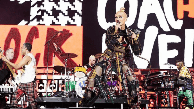 Gwen Stefani à frente do No Doubt em show no festival Coachella, em Indio, na Califórnia | John Shearer - 12.abr.2024/Divulgação