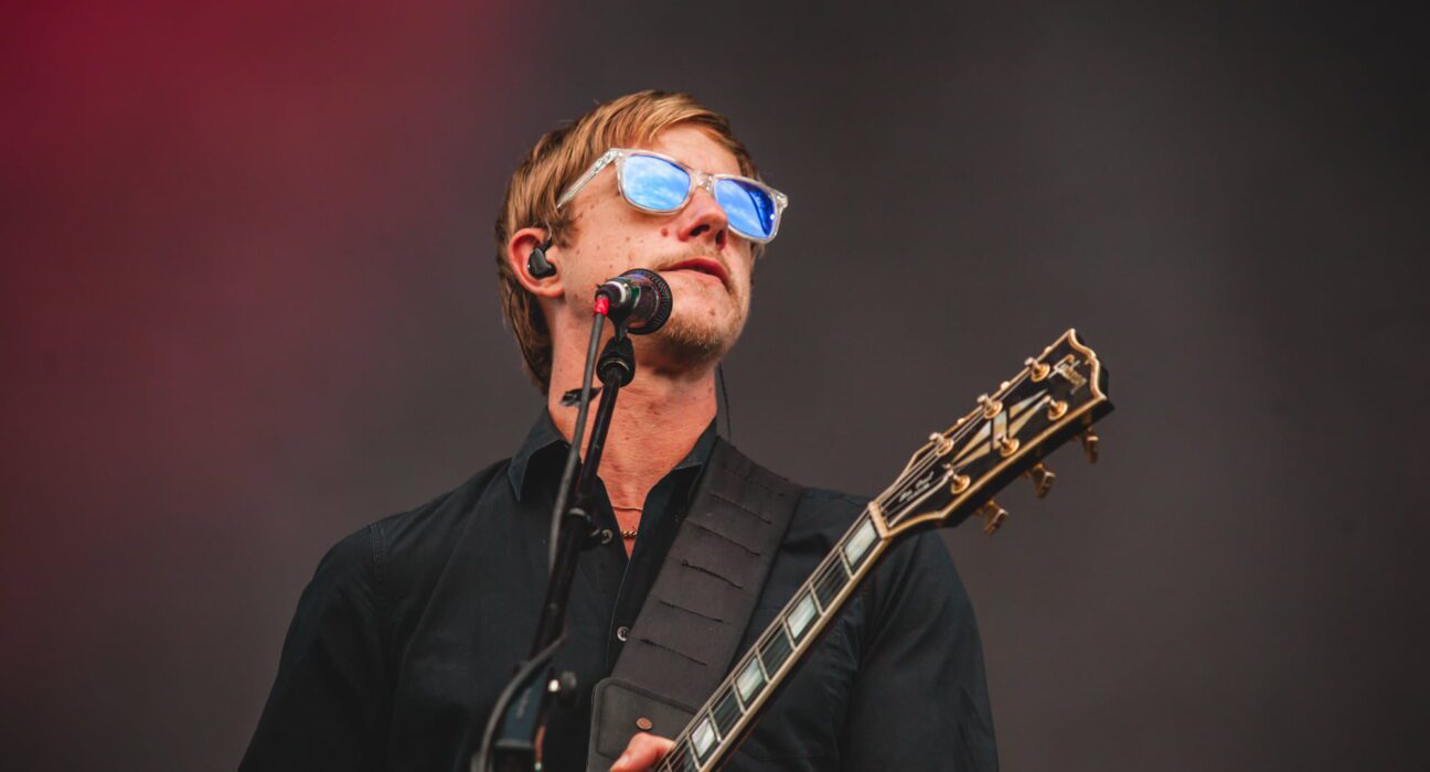 Paul Banks, vocalista do Interpol, durante show no Lollapalooza Brasil | Thiago Almeida - 7.abr.2019/Divulgação