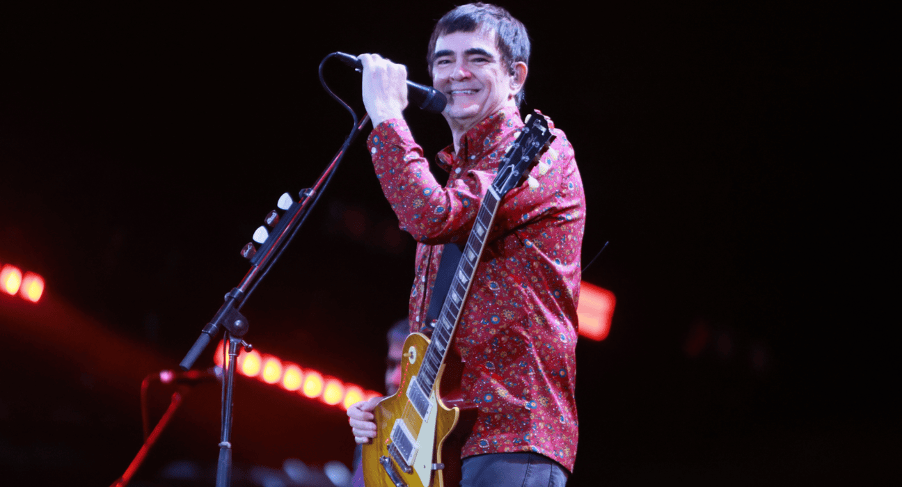 Samuel Rosa em show na 21ª edição do festival João Rock, no Parque Permanente de Exposições, em Ribeirão Preto (interior de SP) | Rafael Cautella - 8.jun.2024/Divulgação