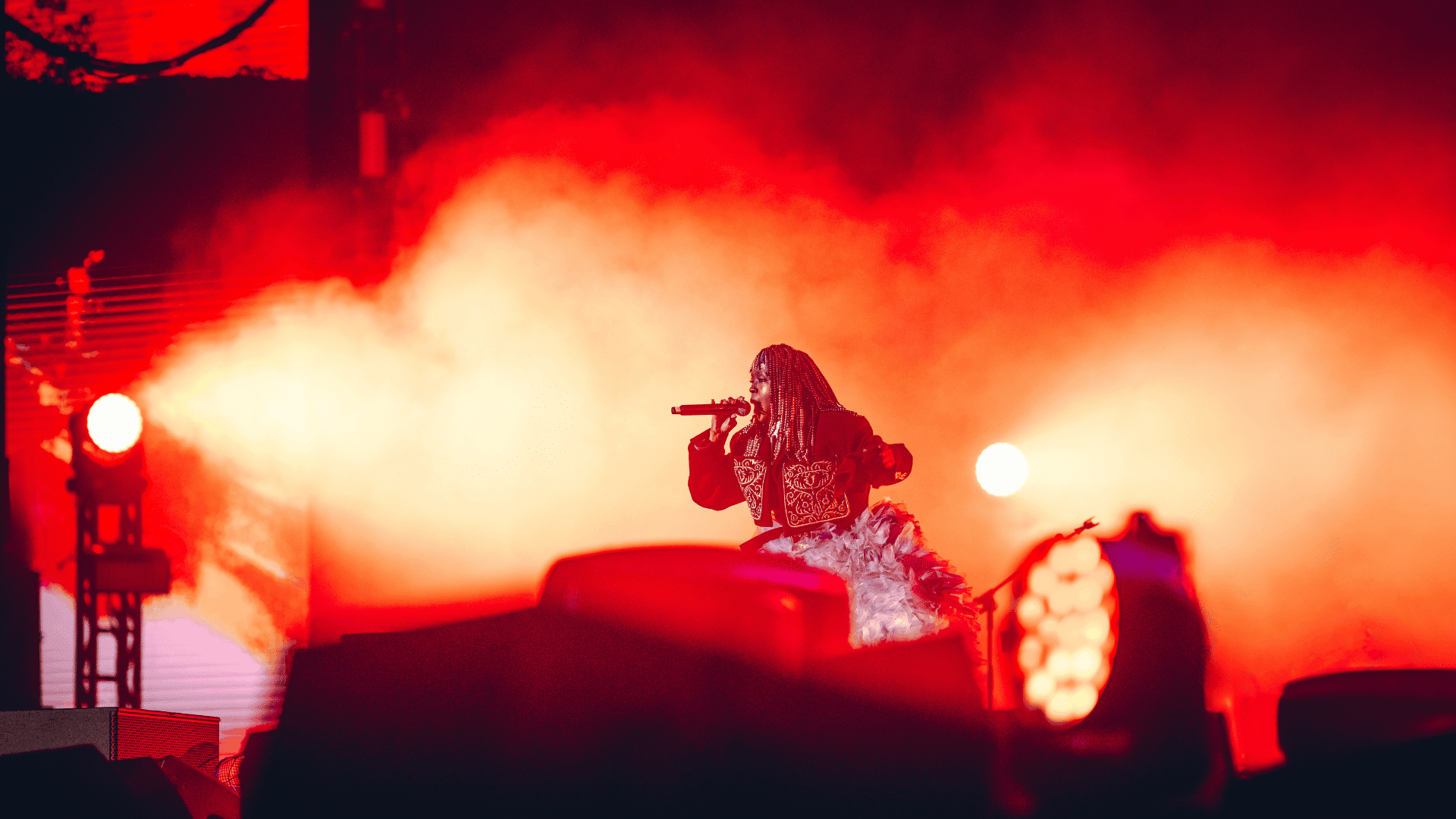 Lauryn Hill no palco do festival Chic Show - 50 Anos de Black Music, no Allianz Parque, em São Paulo | Stephan Solon - 13.jul.2024/Divulgação