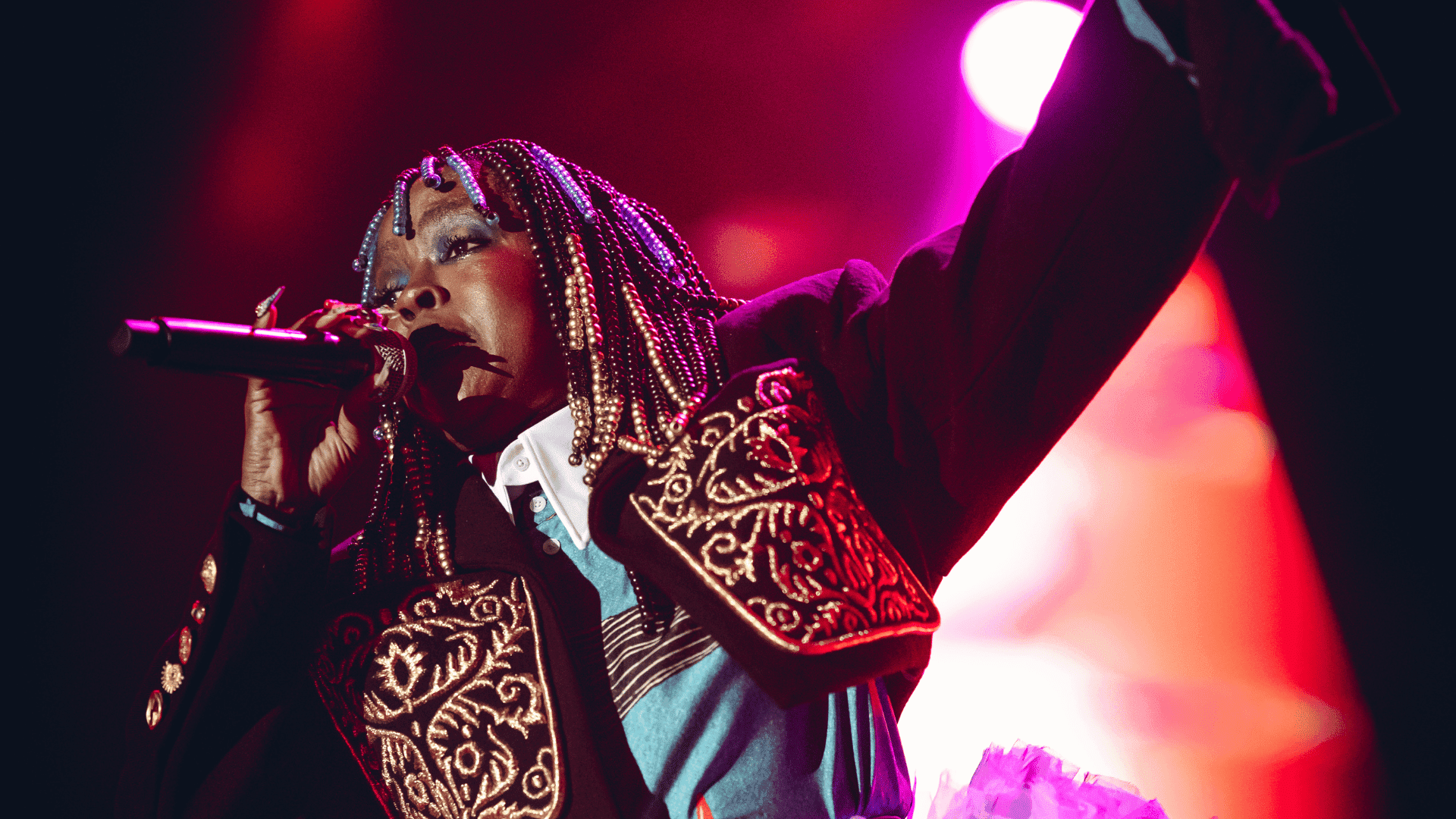 Lauryn Hill no palco do festival Chic Show - 50 Anos de Black Music, no Allianz Parque, em São Paulo | Stephan Solon - 13.jul.2024/Divulgação