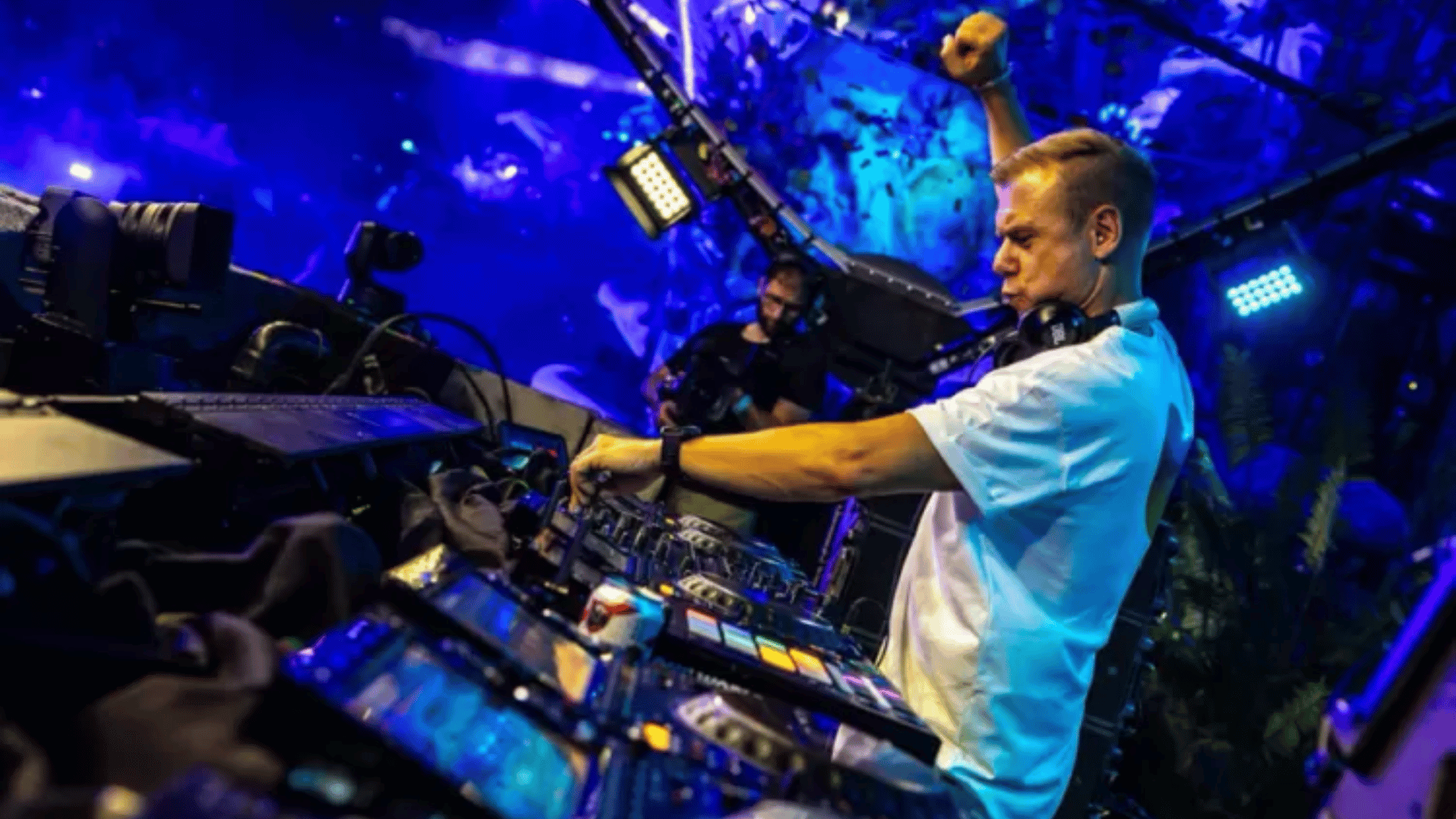 DJ holandês Armin van Buuren no Tomorrowland Bélgica, festival de música eletrônica realizado na cidade de Boom | 21.jul.2024/Divulgação