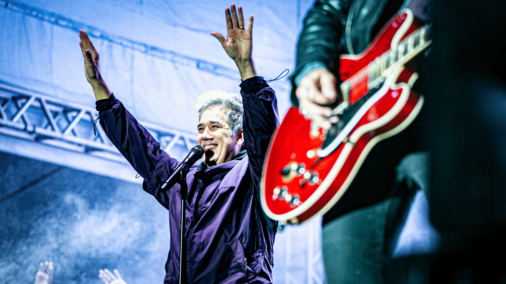 Vocalista Rogério Flausino em show do Jota Quest no Festival Olímpico Parque Time Brasil, no parque Villa-Lobos, em São Paulo | Danilo Fernandes - 10.ago..2024/Fotoap/Divulgação