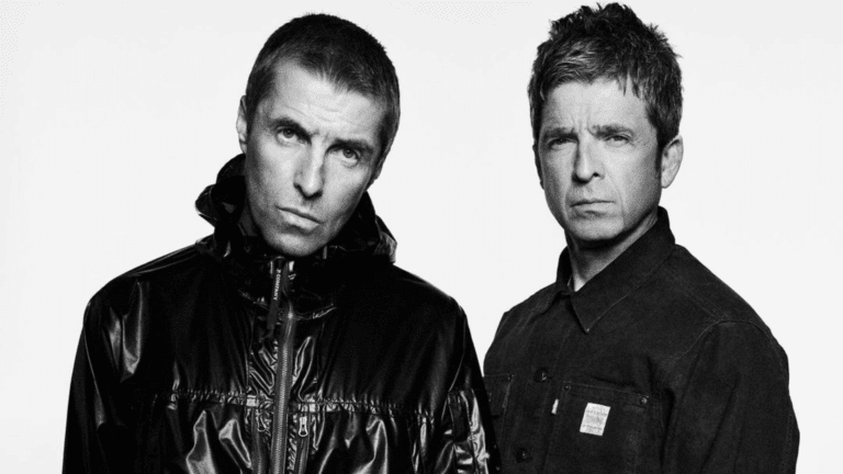 Irmãos Liam (esq.) e Noel Gallagher, do grupo britânico Oasis | Divulgação