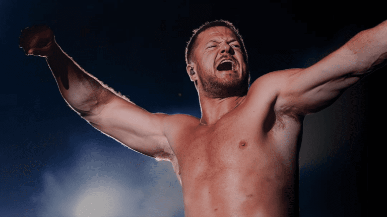 Dan Reynolds, vocalista do Imagine Dragons, em show no palco Mundo do Rock in Rio, no Parque Olímpico, na zona oeste do Rio de Janeiro | 14.set.2024/Divulgação