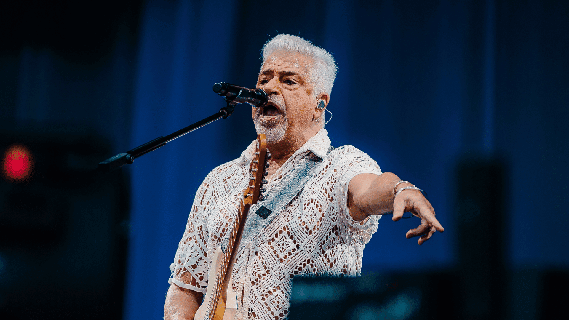 Lulu Santos em show no palco Mundo do Rock in Rio, no Parque Olímpico, na zona oeste do Rio de Janeiro | 14.set.2024/Divulgação