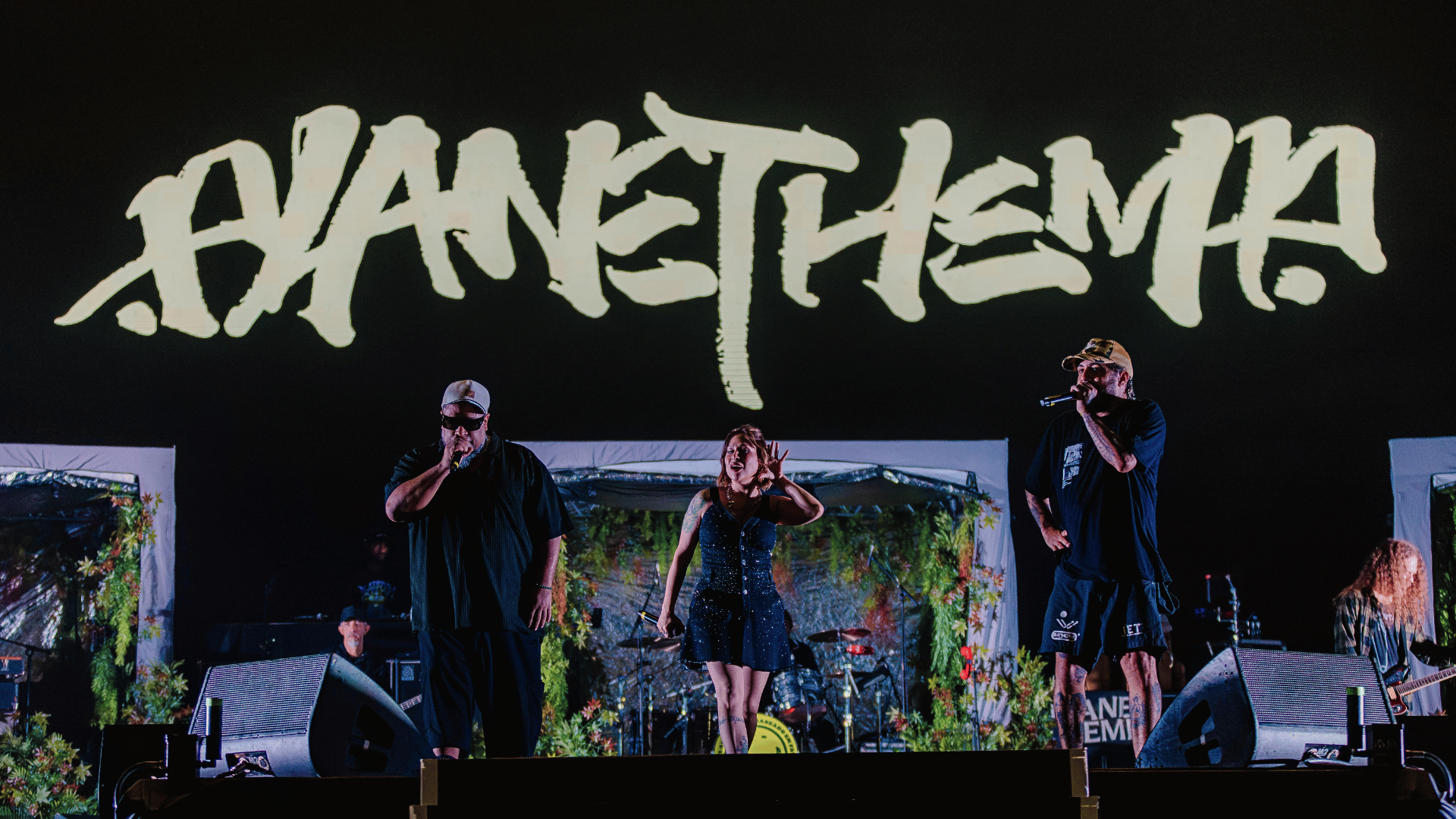 BNegão (esq.), Pitty (centro) e Marcelo D2 em show do Planet Hemp no palco Sunset do Rock in Rio, no Parque Olímpico na zona oeste do Rio | 15.set.2024/Divulgação