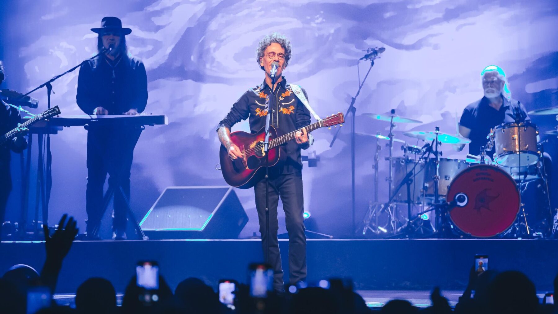 Nando Reis em show da turnê do álbum "Uma Estrela Misteriosa" no Espaço Unimed, em São Paulo | Marcos Oliveira - 12.out.2024/Divulgação