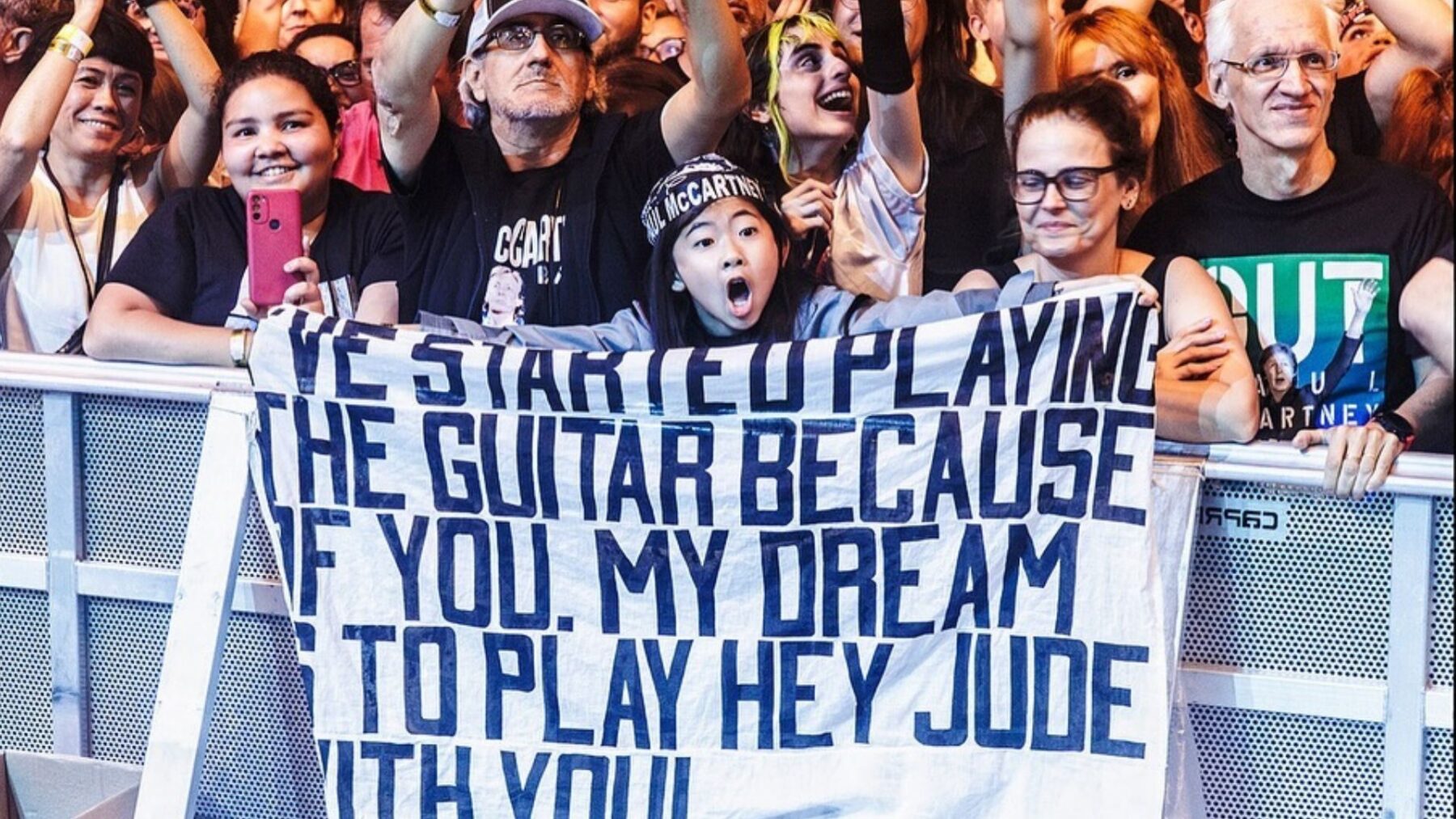 Público em show de Paul McCartney no Allianz Parque, em São Paulo | MJ Kim - 16.out.2024/Divulgação