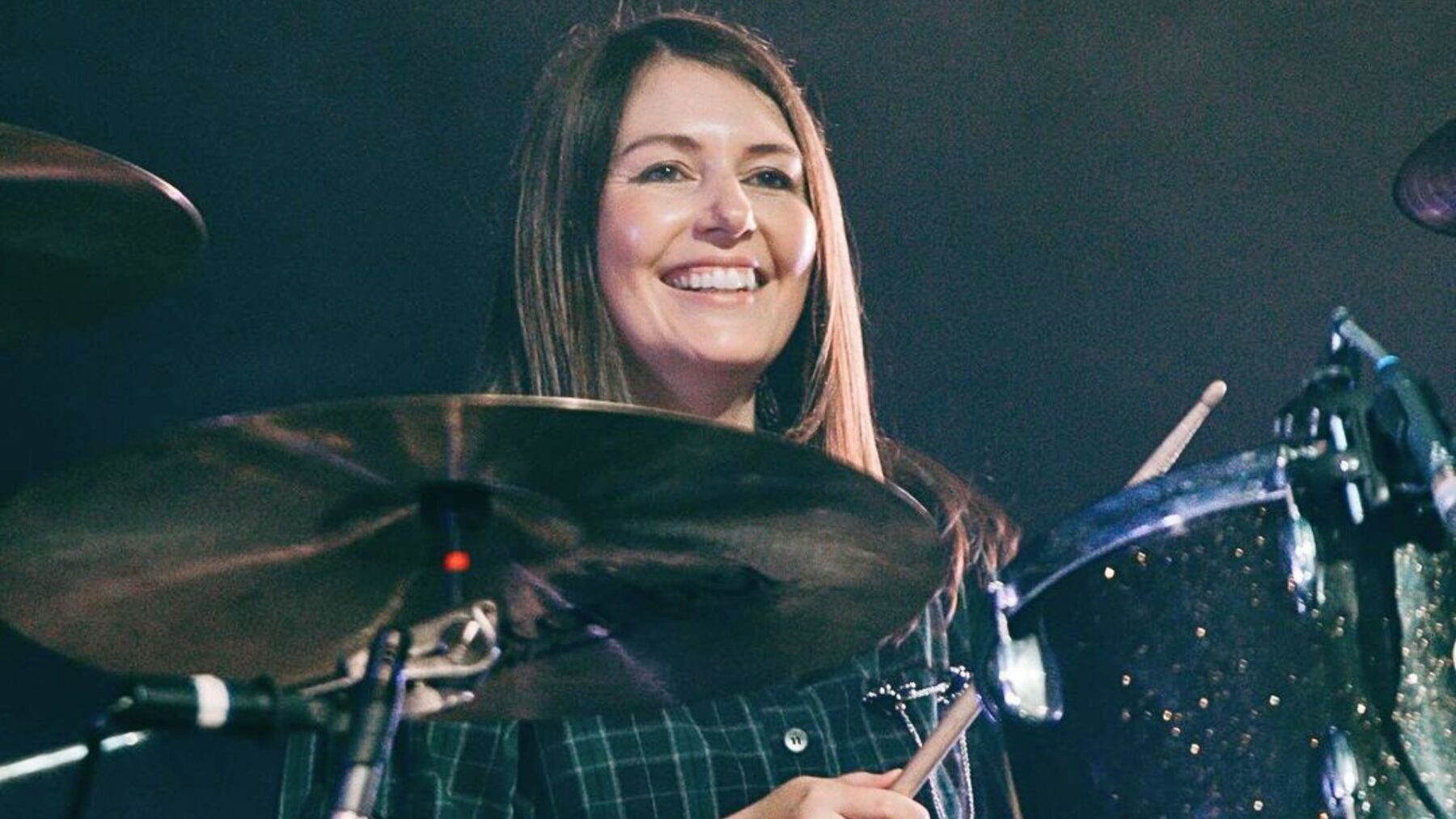 Baterista Audrey Tait em show do Franz Ferdinand no Tokio Marine Hall, em São Paulo | Camila F. Cara - 14.nov.2024/Divulgação