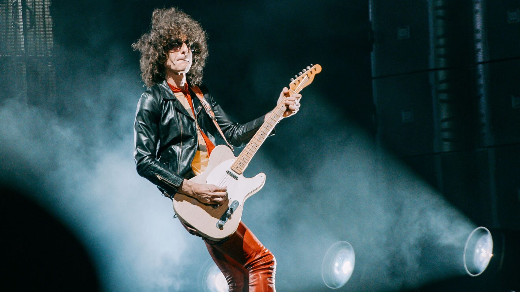 Guitarrista Craig Ross em show de Lenny Kravitz, na turnê 'Blue Eletric Light', no Allianz Parque, em São Paulo | Fernando Schlaeper - 23.nov.2024/Divulgação