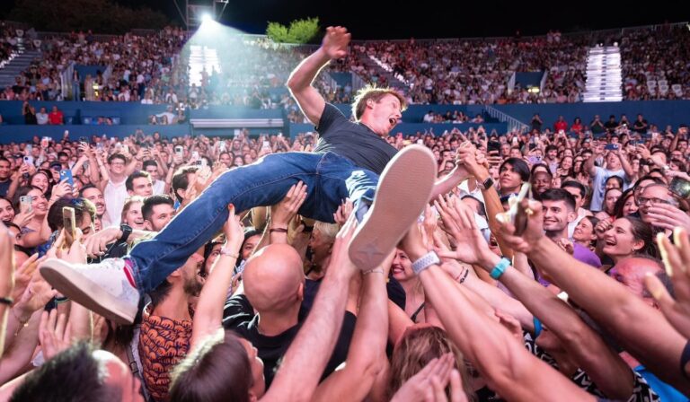 James Blunt durante apresentação no festival Noches Del Botanico, em Madrid | Fer González - 26.jul.2024/Divulgação