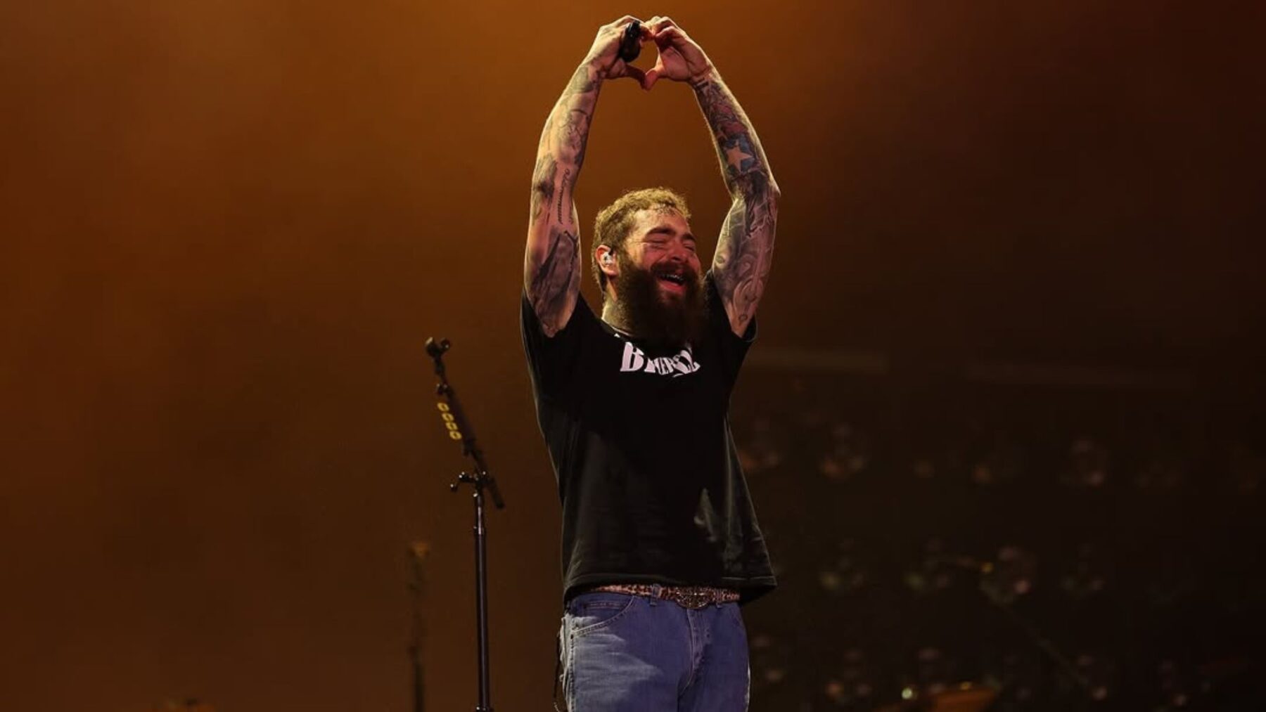 Post Malone em show no VillaMix Festival, na Neo Química Arena, em São Paulo | 21.dez.2024/Divulgação